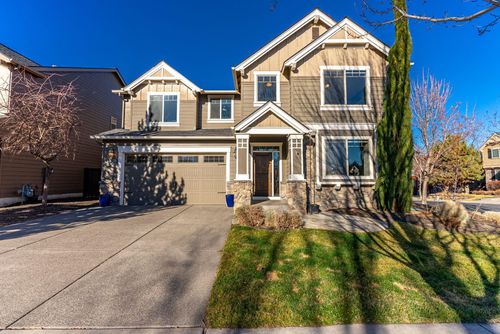 20986 Lava Flow Ln, Bend, OR, 97701-7108 | Card Image