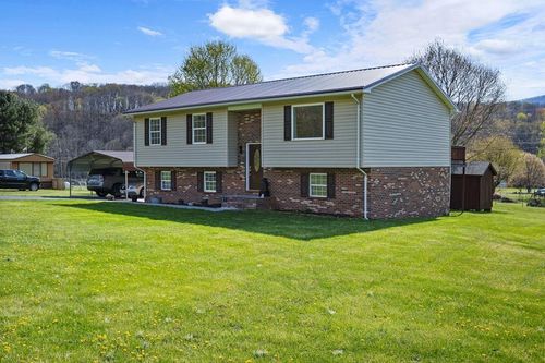 6288 Thompson Valley Rd, Tazewell, VA, 24651-8202 | Card Image