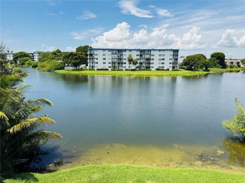 apt-302-502 Nw 87th Ave, Miami, FL, 33172-5718 | Card Image