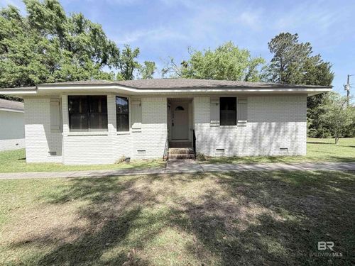 106 S Beech St, Foley, AL, 36535-1302 | Card Image