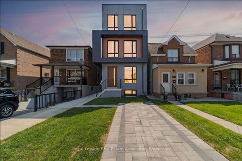 531 Delaware Ave N, Toronto, ON, M6H2V3 | Card Image