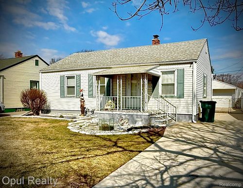 2084 New York Ave, Lincoln Park, MI, 48146-3438 | Card Image