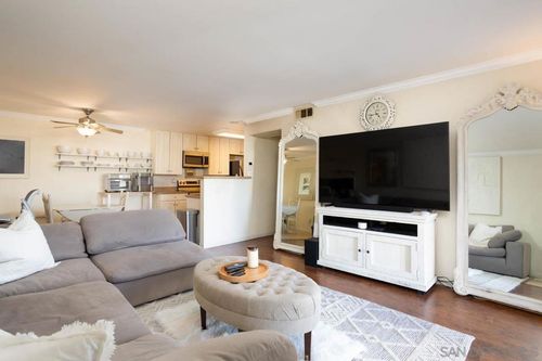 unit-4-180 Chambers St, El Cajon, CA, 92020-3380 | Card Image