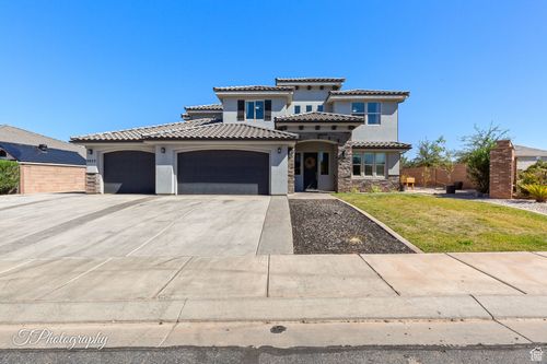 3033 S Gentry Ln, St George, UT, 84790-7881 | Card Image