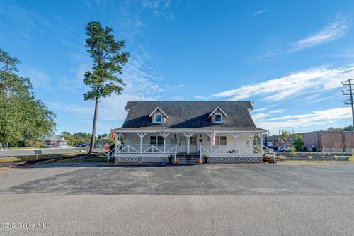 7890 Market St, Wilmington, NC, 28411-9460 | Card Image