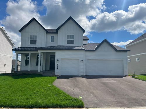 914 Big Woods Dr, Delano, MN, 55328-4404 | Card Image