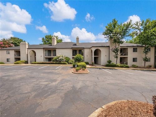 c-10-605 Candler St, Gainesville, GA, 30501-3347 | Card Image