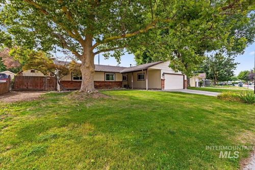 3388 N Buckboard Way, Boise, ID, 83713-3903 | Card Image