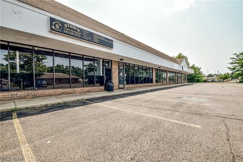 8900 Mentor Ave, Mentor, OH, 44060-6345 | Card Image