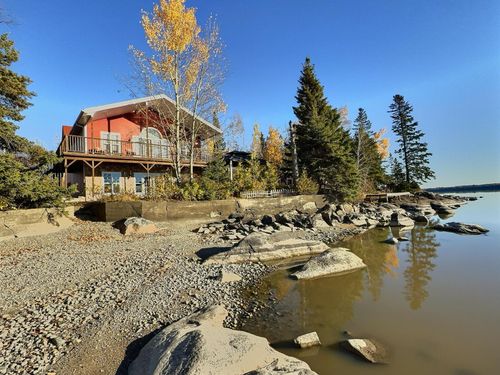 {{alt}} | Card Image