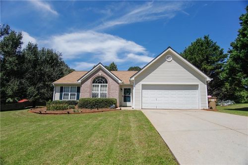 5462 Evergreen Forest Ct, Flowery Branch, GA, 30542-5735 | Card Image