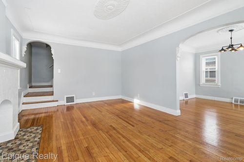 9535 Terry St, Detroit, MI, 48227-2405 | Card Image