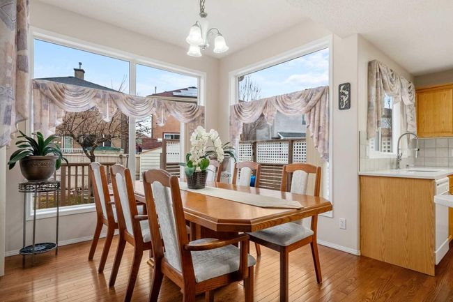 226 Everwillow Close Sw, House other with 5 bedrooms, 4 bathrooms and 4 parking in Calgary AB | Image 12