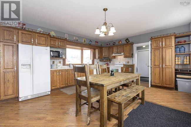 85 Church St, House other with 4 bedrooms, 2 bathrooms and null parking in Springhill NS | Image 10