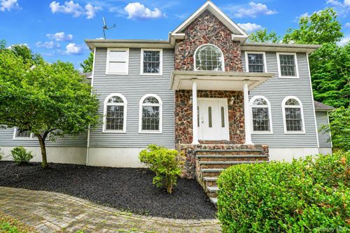 642 County Route 12, New Hampton, NY, 10958-4619 | Card Image