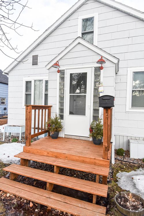 214 Markley Ave N, Thief River Falls, MN, 56701-2217 | Card Image