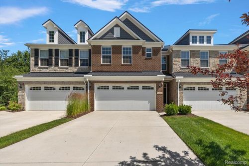 39992 Premier Dr, Plymouth, MI, 48170-5760 | Card Image