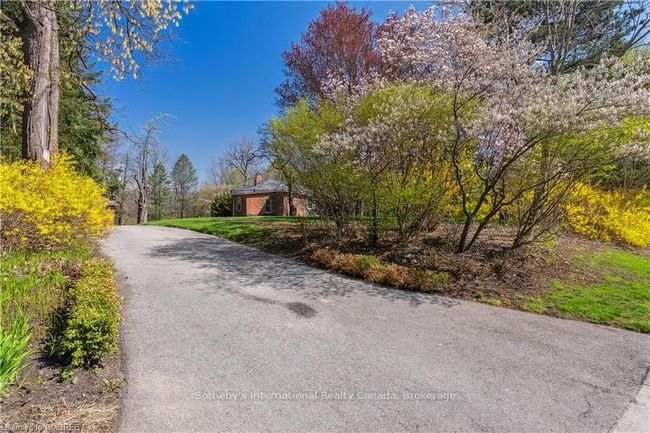 30 South St W, House other with 6 bedrooms, 4 bathrooms and 7 parking in Dundas ON | Image 40