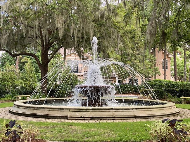 APT-1523 - 4 Indigo Run Dr, Condo with 2 bedrooms, 2 bathrooms and null parking in Hilton Head Island SC | Image 26