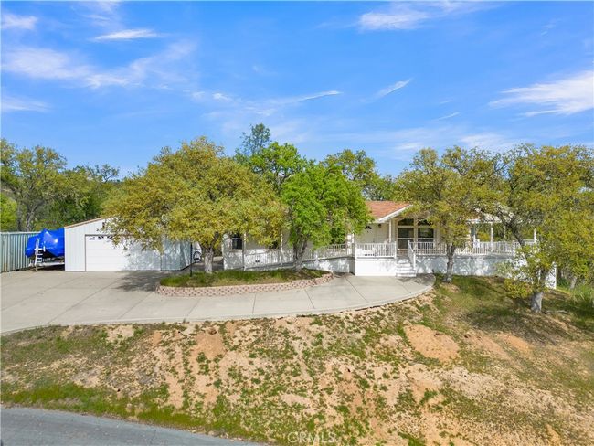 6319 Nacimiento Shores Rd, House other with 3 bedrooms, 2 bathrooms and 2 parking in Bradley CA | Image 13
