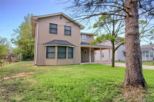 22256 Monterey Dr, Woodhaven, MI, 48183-2229 | Card Image