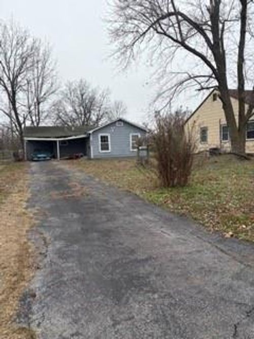 411 W New St, Coffeyville, KS, 67337-1610 | Card Image