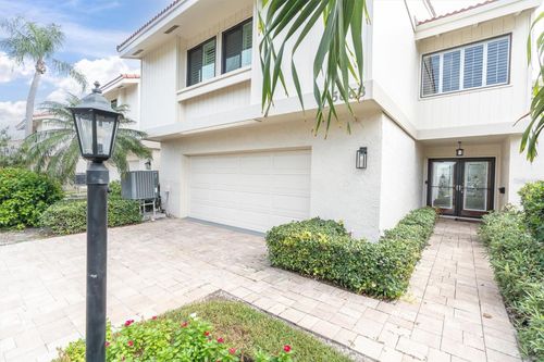 5668 Escondida Blvd S, St Petersburg, FL, 33715-1456 | Card Image
