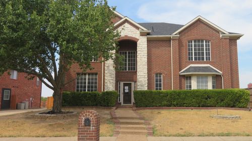 1233 High Bluff Dr, DeSoto, TX, 75115-1456 | Card Image