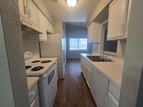 apt-d-394 Duroux Rd, La Marque, TX, 77568-3463 | Card Image