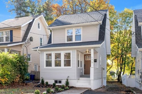 173 W Newell Ave, Rutherford, NJ, 07070-2239 | Card Image
