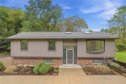 103 Seville Ave, Pittsburgh, PA, 15214-1029 | Card Image