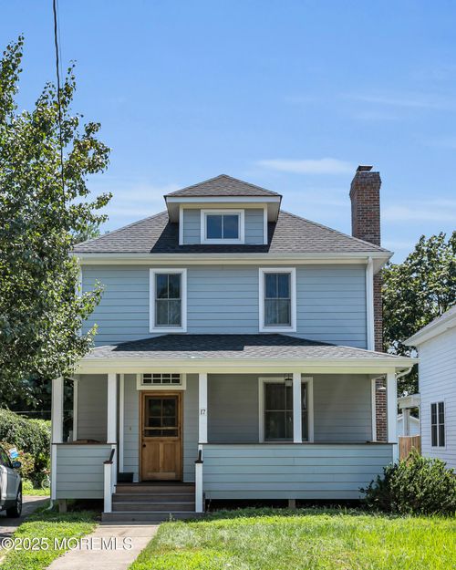 17 Brown Pl, Red Bank, NJ, 07701-2206 | Card Image