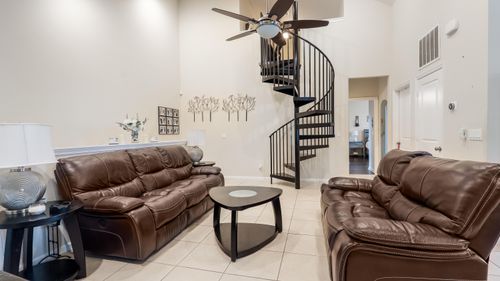 4362 Cascada Cir, Hollywood, FL, 33024-8515 | Card Image