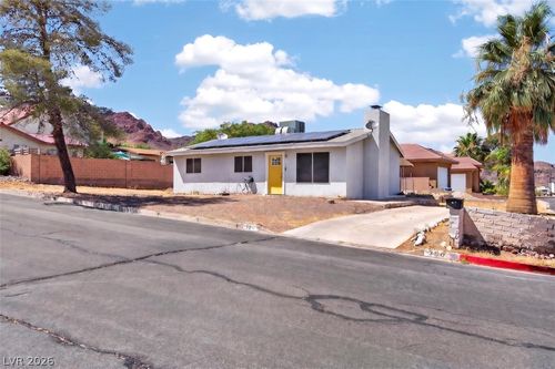 300 Lakeview Dr, Boulder City, NV, 89005-1613 | Card Image
