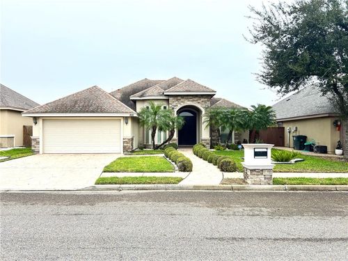 2111 Solar Dr, Mission, TX, 78574-3317 | Card Image