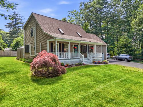 2 Shady Woods Ln, Kennebunk, ME, 04043-6163 | Card Image