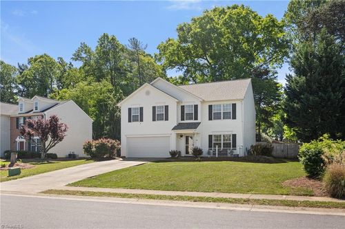 1004 Wyndfall Dr, Kernersville, NC, 27284-6505 | Card Image