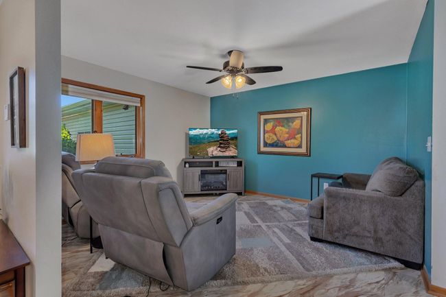 543 6 Th St, House other with 4 bedrooms, 4 bathrooms and null parking in Buffalo Lake MN | Image 9