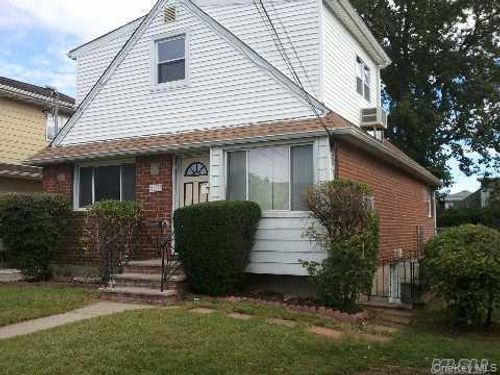 1108 Washington Ave, Westbury, NY, 11590-5533 | Card Image