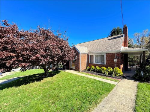 214 Maryellen Dr, N Versailles, PA, 15137-2447 | Card Image