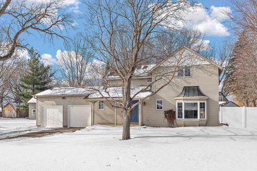 307 Shady Ln, Young America, MN, 55397-9740 | Card Image
