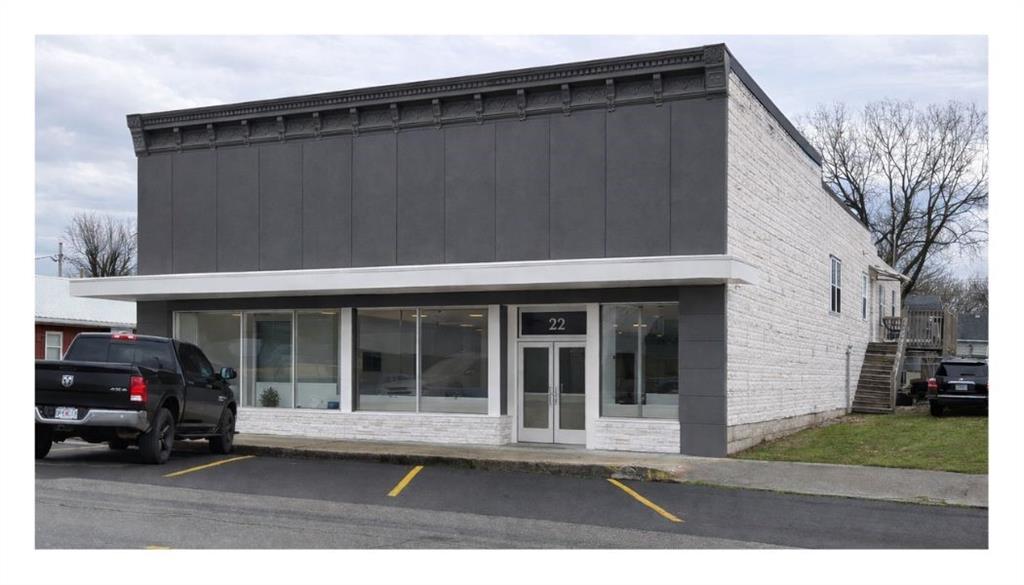 Commercial Sale in Green Ridge 2