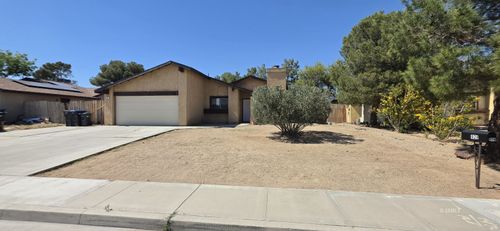924 Kinnett Ave, Ridgecrest, CA, 93555 | Card Image