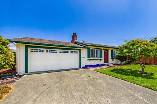 2117 11th St, Arcata, CA, 95521-5408 | Card Image