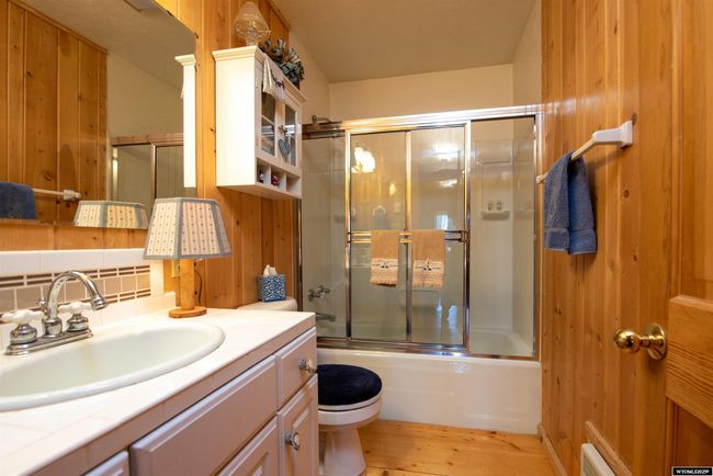 20 Spruce Creek Ct, House other with 3 bedrooms, 3 bathrooms and null parking in Dubois WY | Image 8