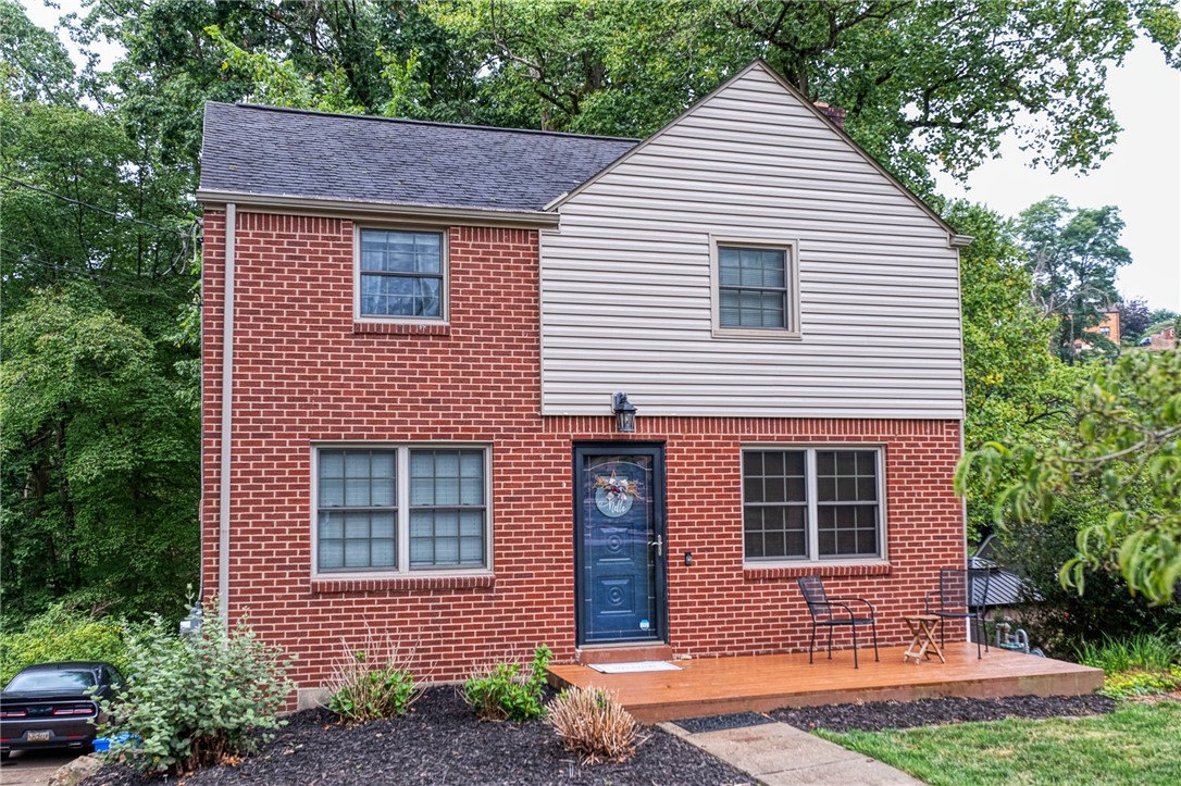 Hilldale Dr, Pittsburgh, PA 15236