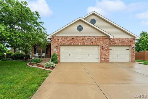 1305 Greenbank Way, O Fallon, IL, 62269-1888 | Card Image