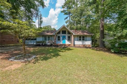 820 Bridgewater Way Se, Conyers, GA, 30094-2714 | Card Image