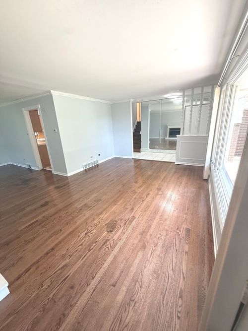 942 E 168th Street, South Holland, IL, 60473 | Card Image