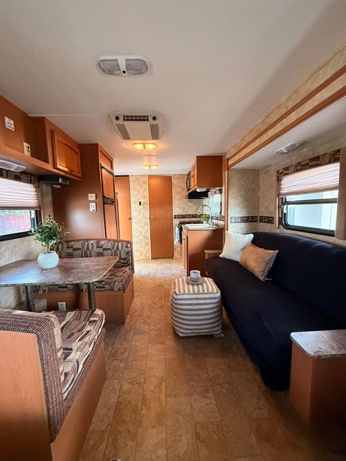 6-4435 Hughes Lane, Bakersfield, CA, 93304 | Card Image